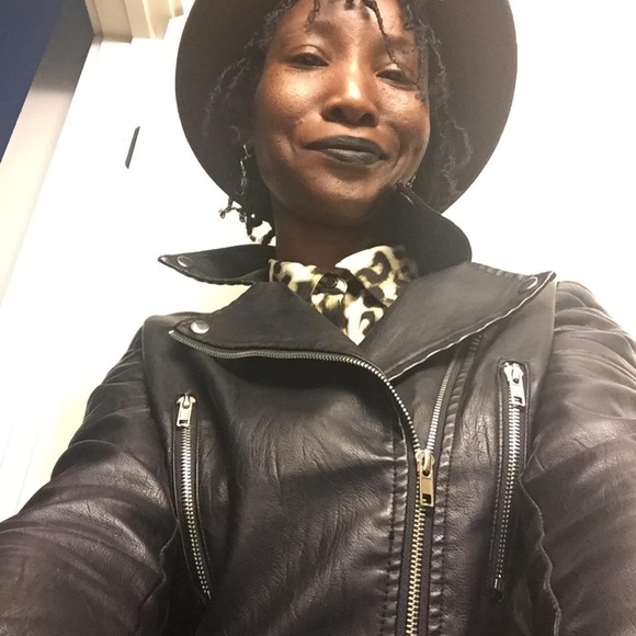 Meet your Posher, Verlannia - Picture 6 of 13